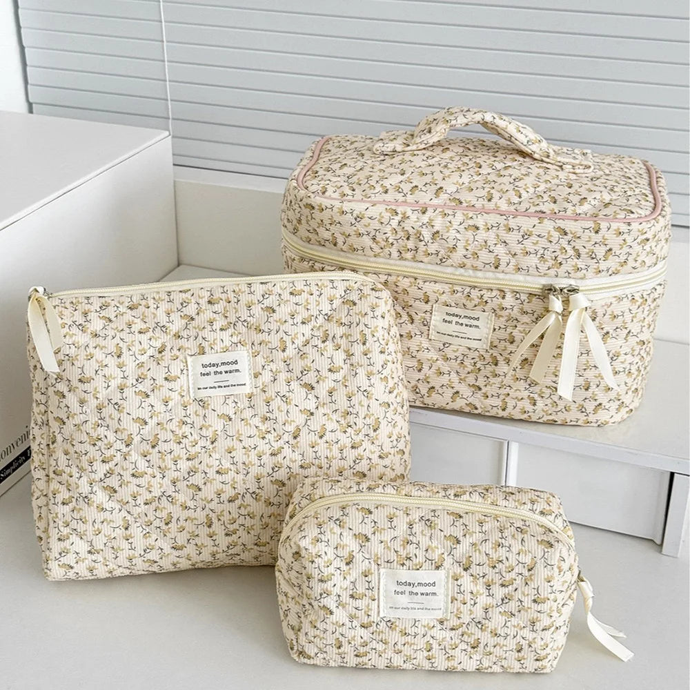 Vintage Floral Makeup Bag | Travel Beauty Organizer