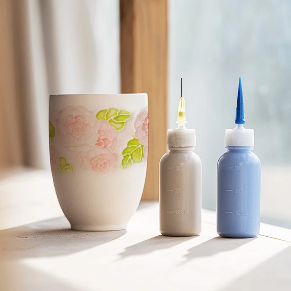 Pottery Detail Bottle Set